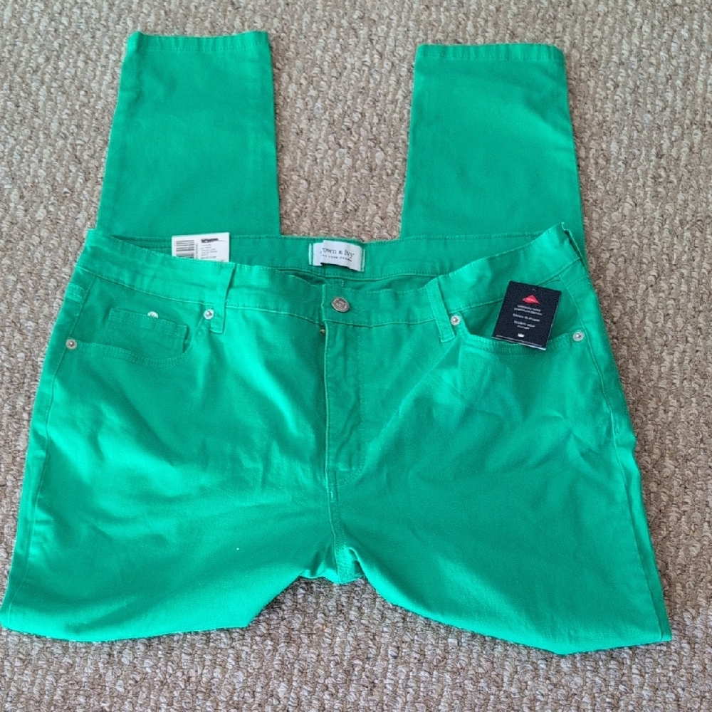 Women’s High-Rise Skinny Jeans in Bright Green